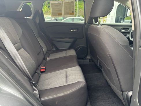 Used 2025 Nissan Rogue SV AWD/4WD image 40