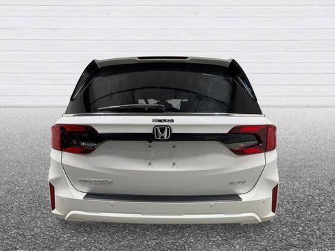New 2026 Honda Odyssey Elite image 4