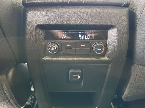 Certified 2023 Chevrolet Traverse LT AWD/4WD image 13