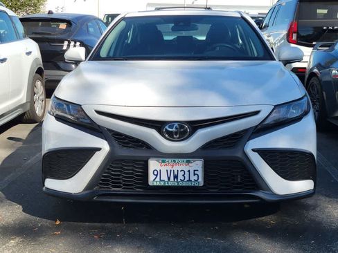 Used 2024 Toyota Camry SE w/ Blackout Package (TMS) FWD image 9