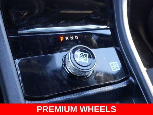 New 2025 Jeep Grand Cherokee L Laredo w/ Luxury Tech Group I RWD image 21