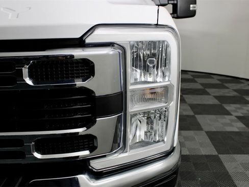 Used 2023 Ford F350 XLT w/ 360-Degree Camera Package image 3