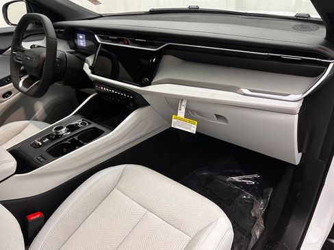 New 2026 Jeep Cherokee Laredo AWD/4WD image 16