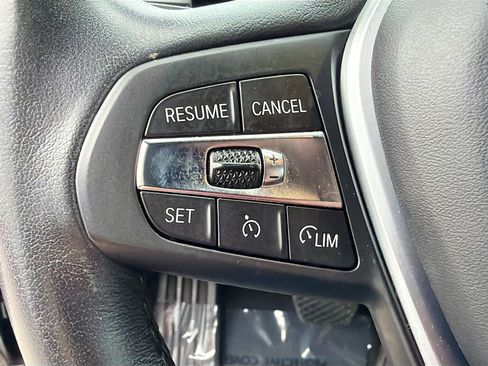 Used 2023 BMW i4 eDrive35 RWD image 37