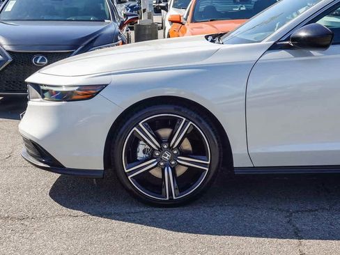 Used 2024 Honda Accord Sport image 9