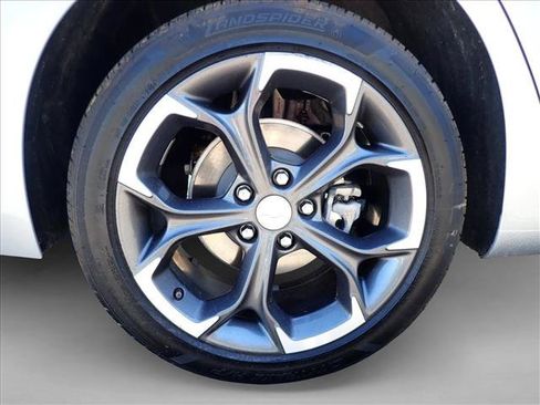 Used 2022 Chevrolet Malibu LT FWD image 7