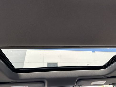 Used 2022 GMC Sierra 2500 Denali w/ Denali Ultimate Package image 14