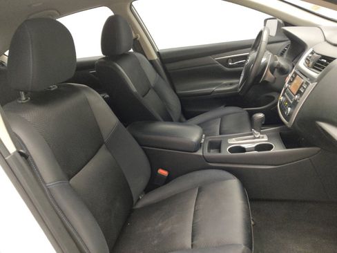 Used 2017 Nissan Altima 2.5 SR w/ Midnight Edition Package image 21