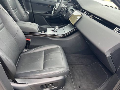 Used 2024 Land Rover Range Rover Evoque S AWD/4WD image 22