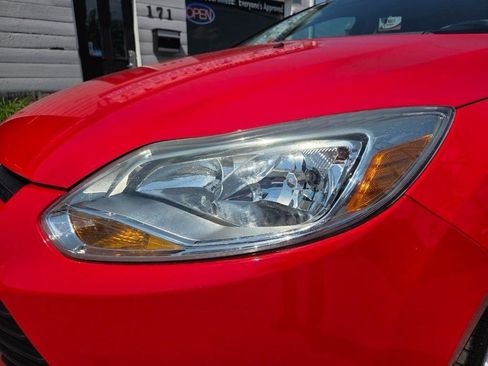 Used 2012 Ford Focus SE FWD image 26
