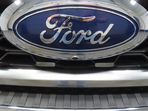 Used 2024 Ford F450 Lariat w/ Chrome Package image 56