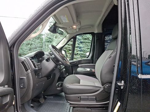 Used 2026 RAM ProMaster 3500 w/ Quick Order Package 22H SLT+ FWD image 3