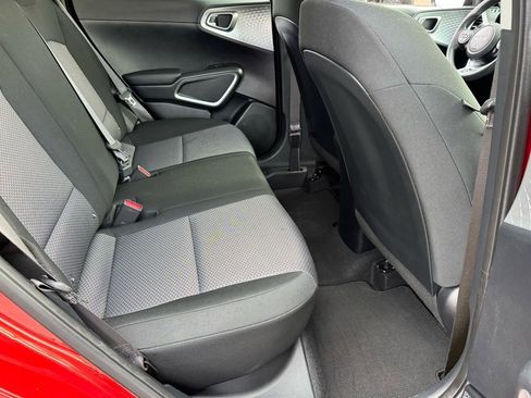Used 2024 Kia Soul LX w/ Option Group 015 image 18