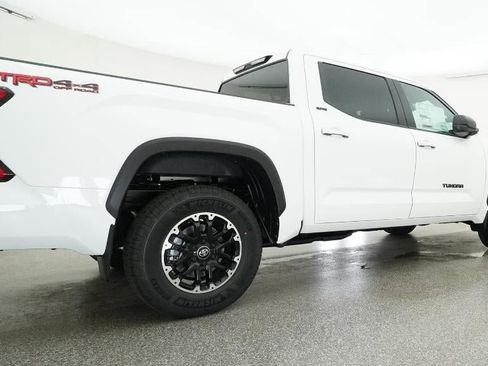New 2026 Toyota Tundra SR5 AWD/4WD image 25