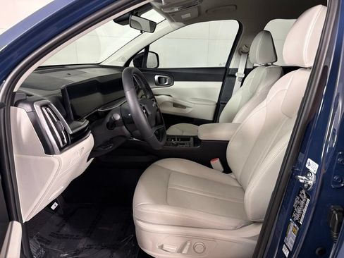 New 2026 Kia Sorento S FWD image 16