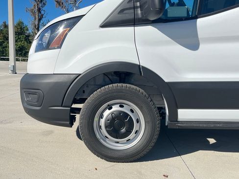 New 2026 Ford Transit 250 148 Medium Roof RWD image 11