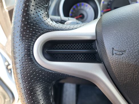 Used 2010 Honda Fit Sport image 19