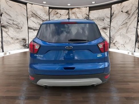 Used 2019 Ford Escape SEL AWD/4WD image 6