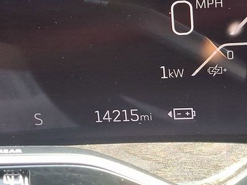 Certified 2025 Cadillac Escalade IQ Sport 2 w/ LPO, ONYX Package image 5