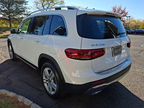 Certified 2023 Mercedes-Benz GLB 250 4MATIC image 5
