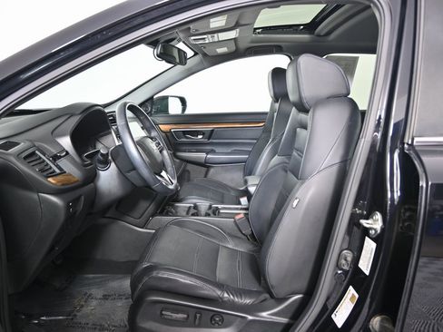 Used 2018 Honda CR-V Touring image 21