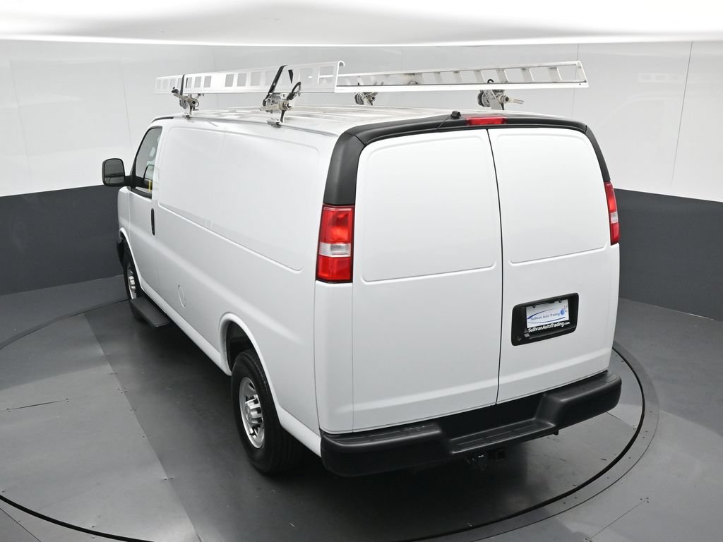 Used 2025 Chevrolet Express 2500 RWD image 54