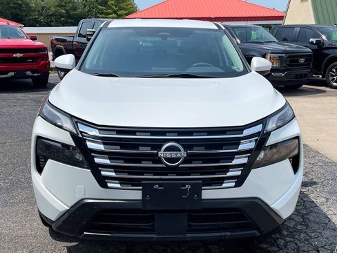 Used 2024 Nissan Rogue SV FWD image 7