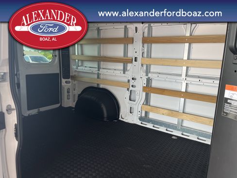 Used 2025 RAM ProMaster 2500 w/ U-Haul Equipment Group FWD image 15