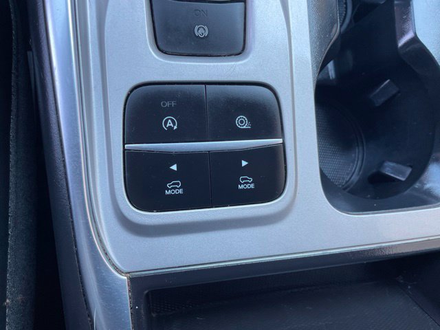 Used 2021 Ford Explorer XLT w/ Equipment Group 202A RWD image 41