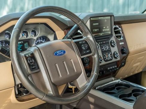Used 2016 Ford F250 Lariat w/ Lariat Ultimate Package AWD/4WD image 24