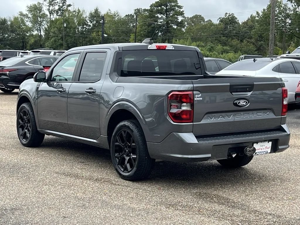 Used 2025 Ford Maverick Lobo AWD/4WD image 8