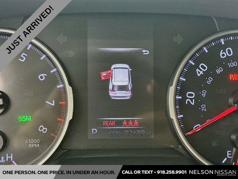 Used 2020 Toyota RAV4 XLE FWD image 12