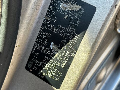 Used 2007 Kia Sorento LX image 32