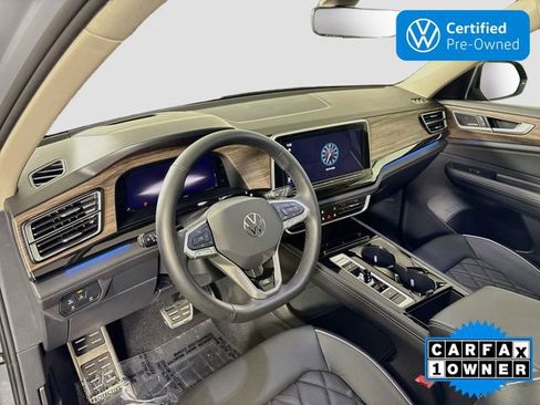 Certified 2025 Volkswagen Atlas SEL Premium R-Line AWD/4WD image 9