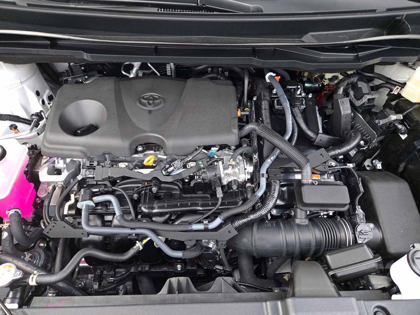 Certified 2026 Toyota Sienna XLE FWD image 28