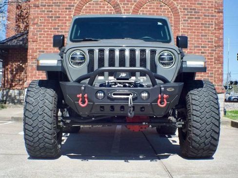 Used 2019 Jeep Wrangler Unlimited Rubicon image 2