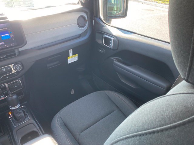 New 2026 Jeep Gladiator Sport AWD/4WD image 34