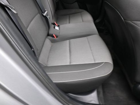 Used 2022 Kia Forte LXS image 32