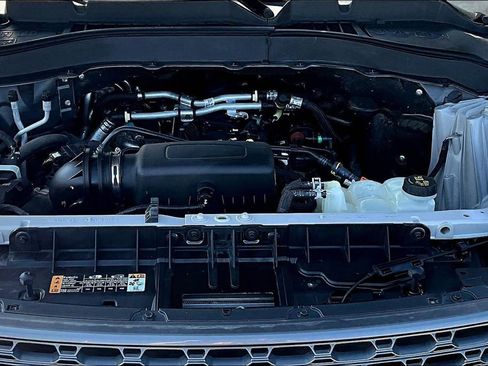 Used 2021 Ford Explorer XLT w/ Equipment Group 202A AWD/4WD image 34