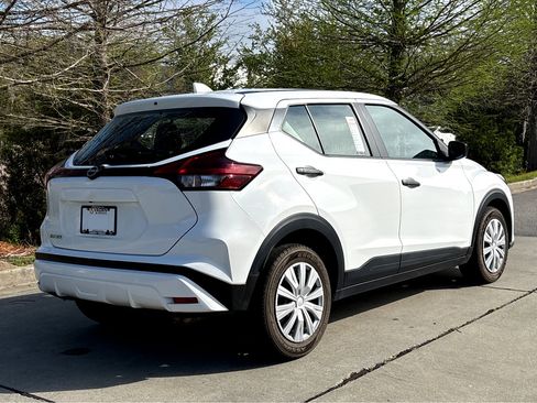 Used 2023 Nissan Kicks S image 25