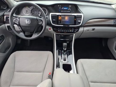 Used 2016 Honda Accord EX image 15
