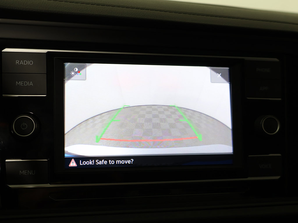 Used 2022 Volkswagen Jetta SE FWD image 48