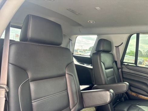 Used 2017 GMC Yukon Denali image 25