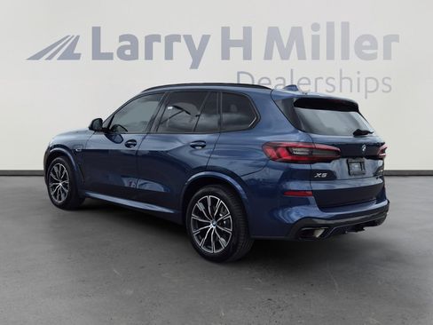 Used 2023 BMW X5 xDrive45e w/ Executive Package AWD/4WD image 3