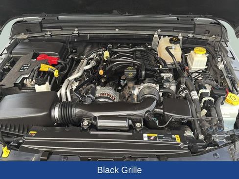 Used 2022 Jeep Gladiator Sport AWD/4WD image 29