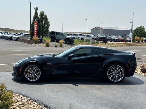 Used 2016 Chevrolet Corvette Z06 w/ 2LZ Preferred Equipment Group RWD image 4