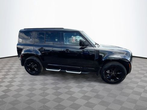 Used 2023 Land Rover Defender 110 X-Dynamic SE AWD/4WD image 5