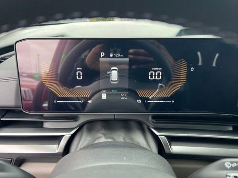 New 2026 Kia Carnival LXS FWD image 17