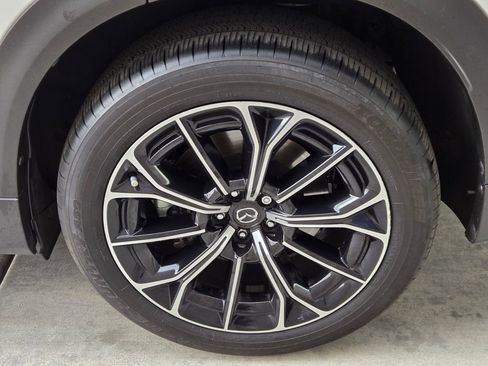 Used 2025 MAZDA CX-70 Plug-In Hybrid w/ Premium Pkg image 10