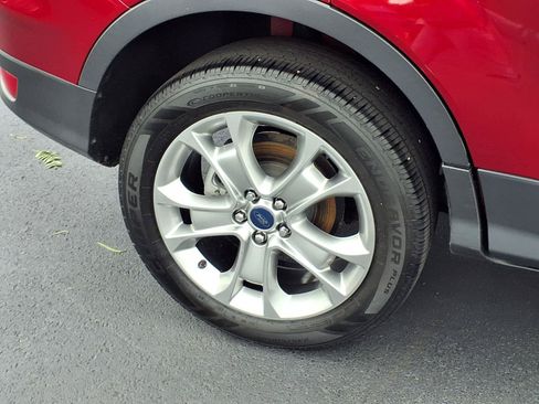 Used 2014 Ford Escape Titanium FWD image 29